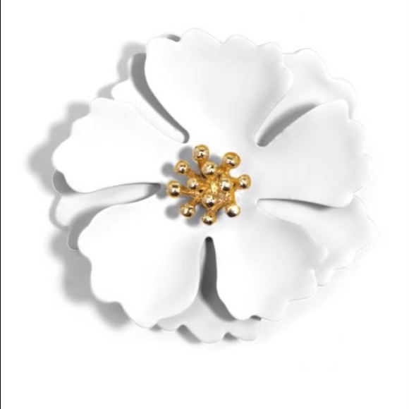 Anthropologie Camellia White Ivory Post Earrings - Picture 2 of 9